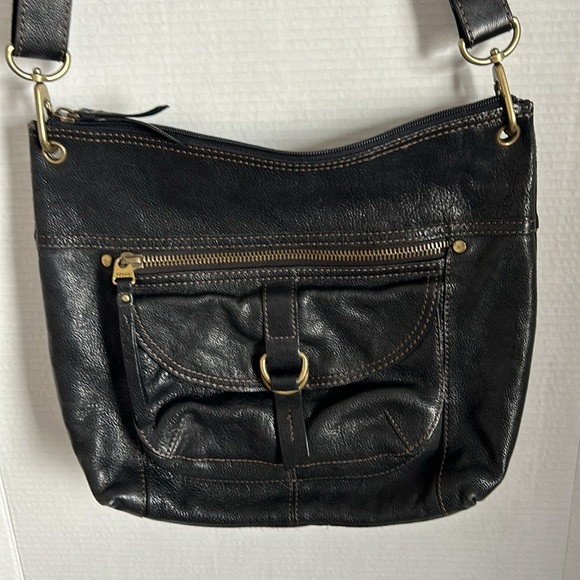 Vintage Fossil crossbody bag, black, adjustable strap. - Picture 2 of 11